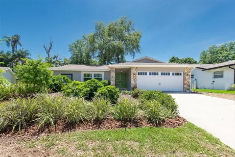 25 Harbor Woods Cir, Safety Harbor, FL 34695