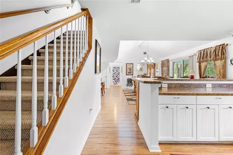 Entry Way - 7347 Packingham Dr, Webster, FL 33597 photo 5 of 10
