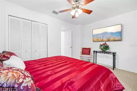 Bedroom - 7347 Packingham Dr, Webster, FL 33597 photo 5 of 12