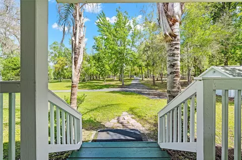 Exterior - 7347 Packingham Dr, Webster, FL 33597 photo 4 of 12