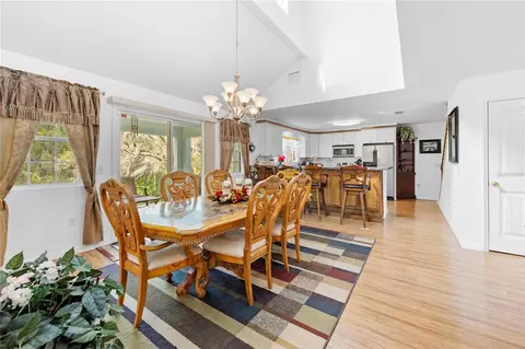 Dining - 7347 Packingham Dr, Webster, FL 33597 photo 1 of 8