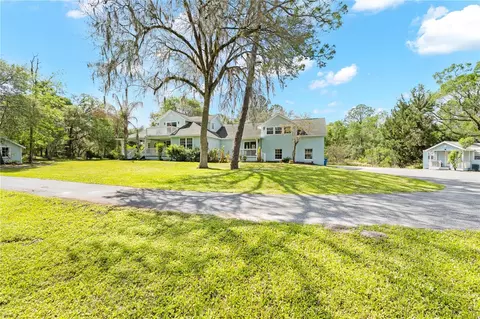 Exterior - 7347 Packingham Dr, Webster, FL 33597 photo 3 of 12