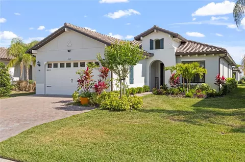 2121 6th St E, Palmetto, FL 34221