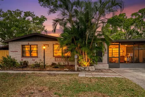 8300 54th St N, Pinellas Park, FL 33781