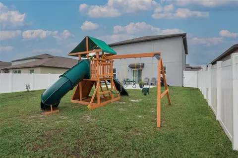 Exterior - 11693 Lavender Loop, Spring Hill, FL 34609 photo 4 of 5