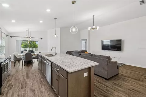Kitchen - 11619 Stone Pine St, Riverview, FL 33569 photo 1 of 5