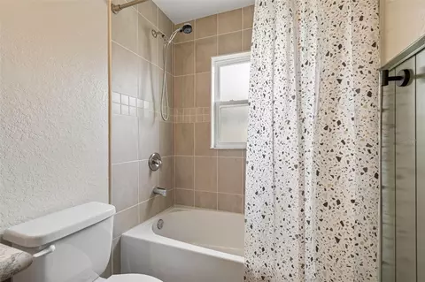 Bath - 11619 Stone Pine St, Riverview, FL 33569 photo 6 of 7