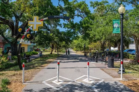 Exterior - 1658 Douglas Ave, Dunedin, FL 34698 photo 15 of 17