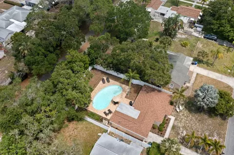 View/Area - 1658 Douglas Ave, Dunedin, FL 34698 photo 2 of 10