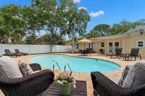 Exterior - 1658 Douglas Ave, Dunedin, FL 34698 photo 3 of 17