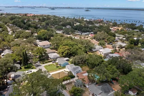 View/Area - 1658 Douglas Ave, Dunedin, FL 34698 photo 1 of 10