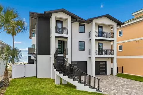 930 Eldorado Ave, Clearwater Beach, FL 33767