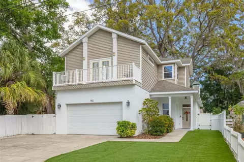 901 Virginia Ave, Tarpon Springs, FL 34689