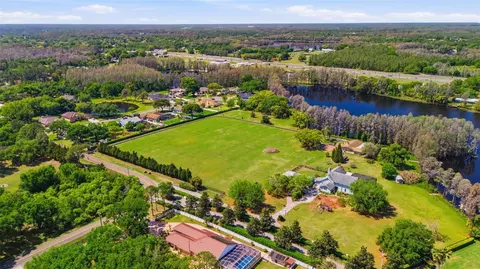 820 Newberger Rd, Lutz, FL 33549