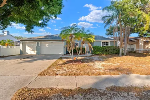 9808 Cristina Dr, Riverview, FL 33569