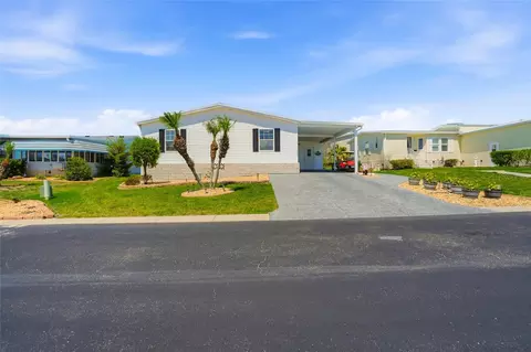 37613 Neukom Ave, Zephyrhills, FL 33541