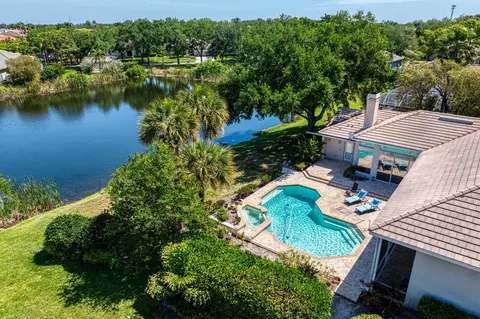 7361 Watersilk Dr, Pinellas Park, FL 33782