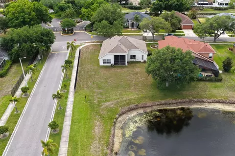 View/Area - 9103 Pinebreeze Dr, Riverview, FL 33578 photo 2 of 11