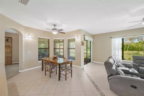 Dining - 9313 Lisbon St, Seffner, FL 33584 photo 4 of 4