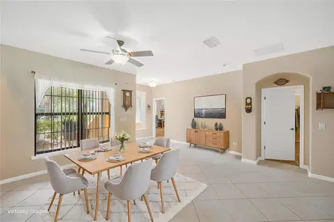 Dining - 9313 Lisbon St, Seffner, FL 33584 photo 3 of 4