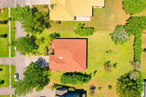 View/Area - 9313 Lisbon St, Seffner, FL 33584 photo 2 of 8