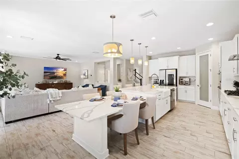 Kitchen - 12940 Steed Trace Loop, Lithia, FL 33547 photo 5 of 5