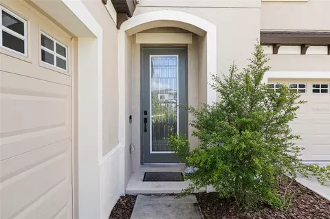 Entry Way - 12940 Steed Trace Loop, Lithia, FL 33547 photo 5 of 5