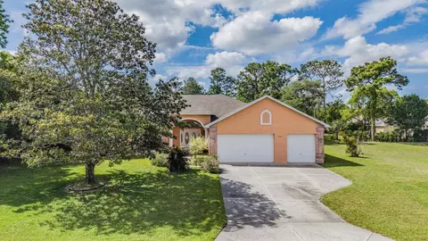 Exterior - 13566 Rudi Loop, Spring Hill, FL 34609 photo 13 of 15