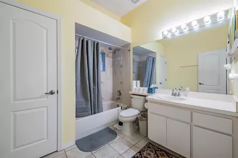Bath - 13566 Rudi Loop, Spring Hill, FL 34609 photo 6 of 7