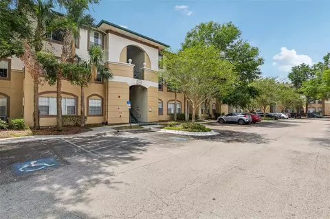 17104 Carrington Park Dr #514, Tampa, FL 33647