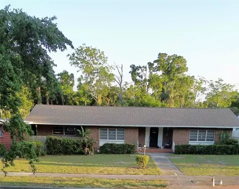 400 Lake Maggiore Blvd S, Saint Petersburg, FL 33705