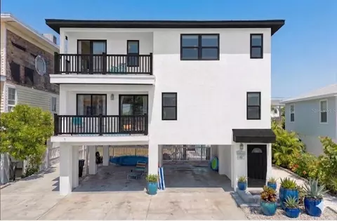 23 80th Ave, Treasure Island, FL 33706