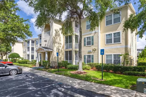 18439 Bridle Club Dr, Tampa, FL 33647