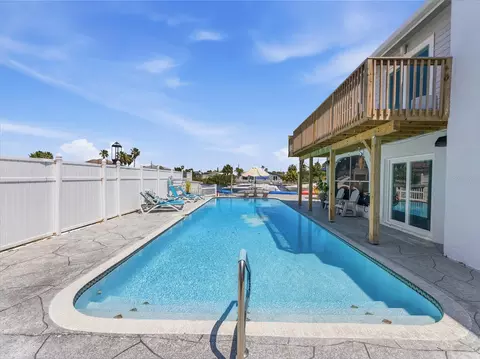 Exterior - 3173 Gulfview Dr, Hernando Beach, FL 34607 photo 10 of 16