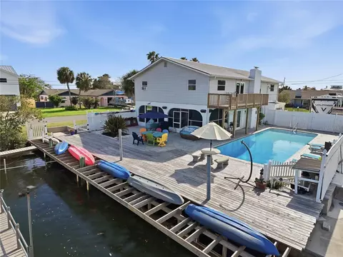 Exterior - 3173 Gulfview Dr, Hernando Beach, FL 34607 photo 15 of 16