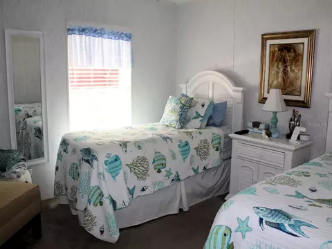64 Thatch Palm St W, Largo, FL 33770 photo 9