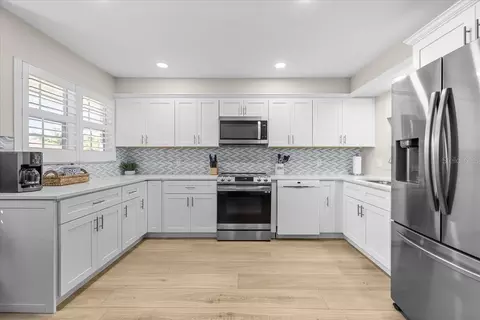 Kitchen - 3428 Brookridge Ln, Parrish, FL 34219 photo 1 of 3