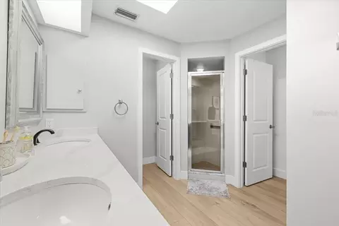 Bath - 3428 Brookridge Ln, Parrish, FL 34219 photo 3 of 5
