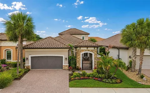 8552 Grand Alberato Rd, Tampa, FL 33647