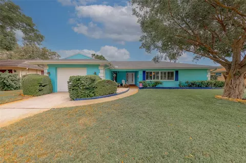 1923 Sky Dr, Clearwater, FL 33755