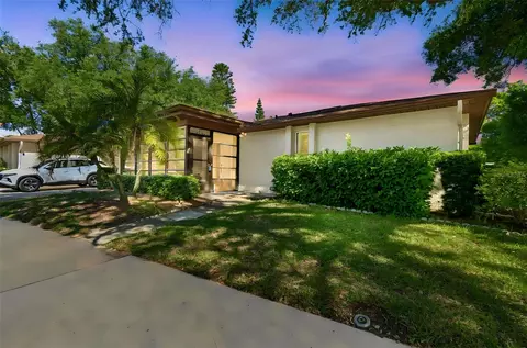 2150 Shelly Dr #B, Palm Harbor, FL 34684