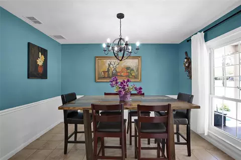 Dining - 317 NW 7th St, Williston, FL 32696 photo 2 of 2