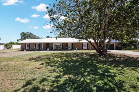 Exterior - 317 NW 7th St, Williston, FL 32696 photo 1 of 12