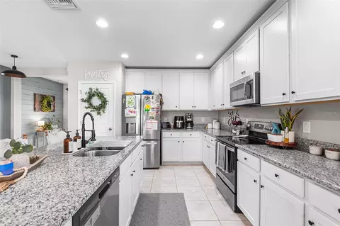 Kitchen - 12960 Conquistador Loop, Spring Hill, FL 34610 photo 4 of 4