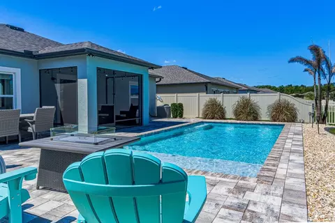 Exterior - 18908 Alfaro Loop, Spring Hill, FL 34610 photo 11 of 19