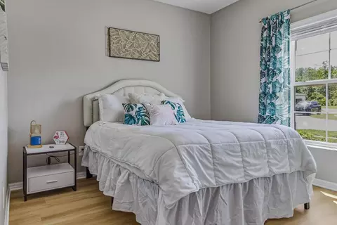 Bedroom - 18908 Alfaro Loop, Spring Hill, FL 34610 photo 4 of 4
