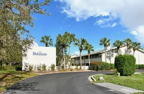 321 Bobby Jones Rd #321, Sarasota, FL 34232