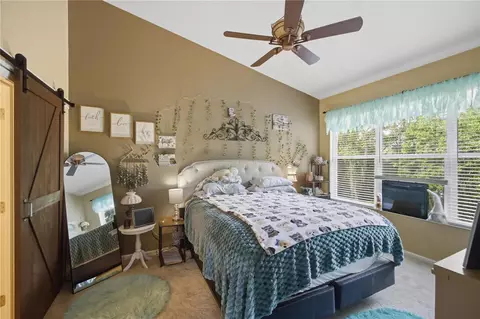 Bedroom - 2111 River Turia Cir, Riverview, FL 33578 photo 5 of 6