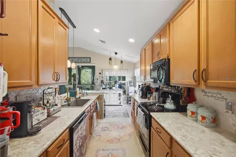 Kitchen - 2111 River Turia Cir, Riverview, FL 33578 photo 1 of 4