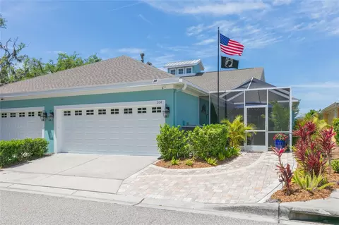 204 Latitude Pl, Apollo Beach, FL 33572